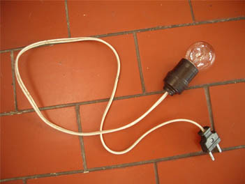 Lampu Pijar pertamaku