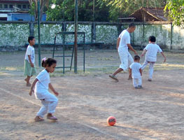 langsung main bola